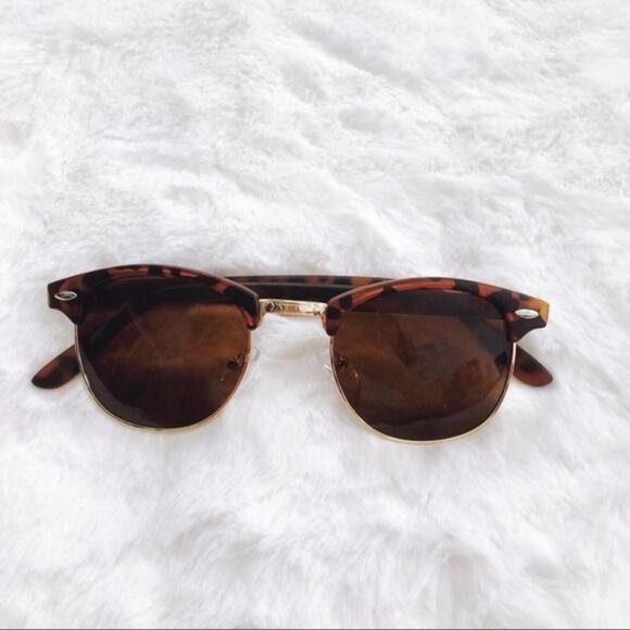 Colby Print & Gold Horn Rimmed Sunglasses - Picture 1 of 9